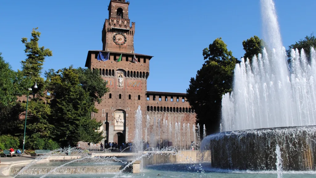 スフォルツェスコ城の噴水