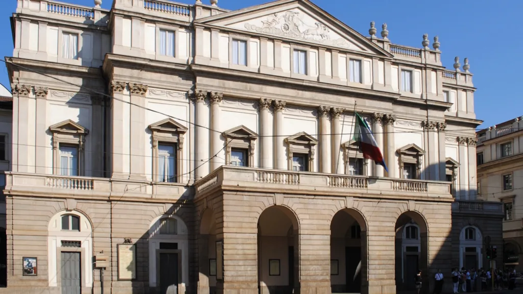 ミラノ・スカラ座の建物