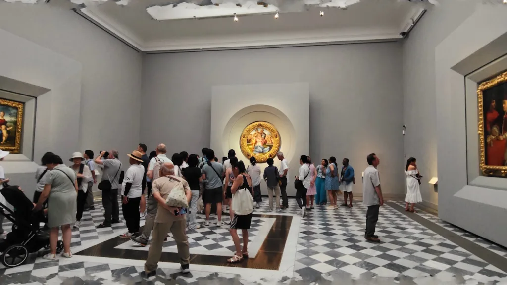 ウフィッツィ美術館 ミケランジェロが1505〜1507年頃に制作した『聖家族(通称:トンド・ドーニ)』
