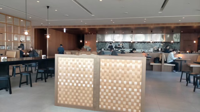 キャセイパシフィック・ラウンジ羽田空港のヌードルバー