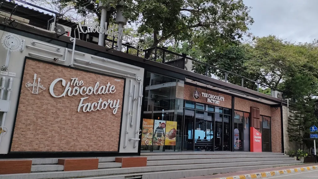 チョコレートファクトリー・パタヤ・プラタムナックヒル店の建物外観