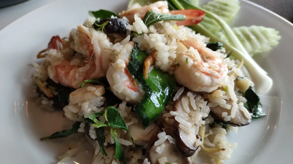 チョコレートファクトリー・パタヤ・プラタムナックヒル店の海老チャーハン