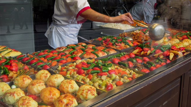 トルコのロカンタ（大衆食堂）