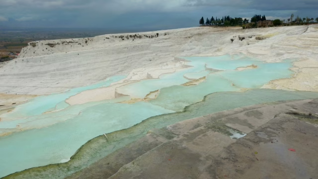 トルコ パムッカレの石灰棚