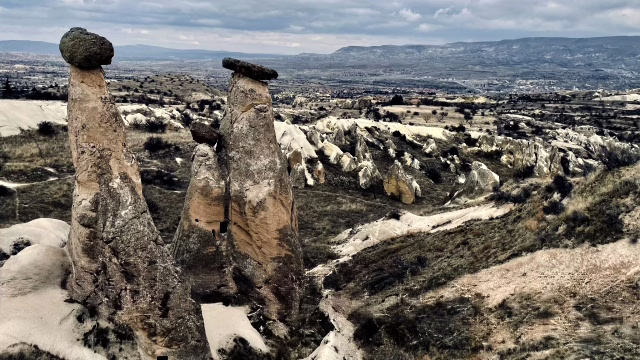 トルコ 三姉妹の岩